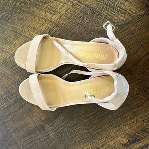 MADDEN NYC Neutral heels